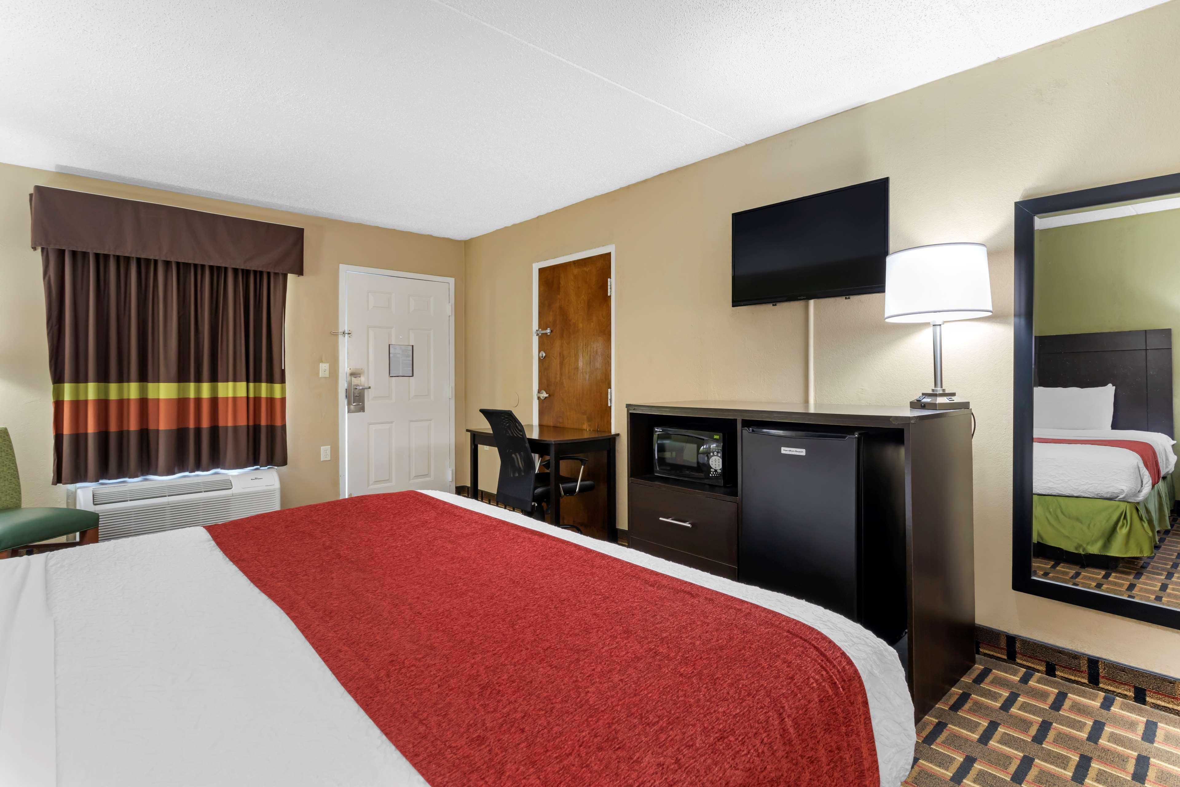 Surestay Hotel By Best Western Lenoir City Exteriér fotografie